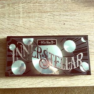 Kat von d Innerstellar palette